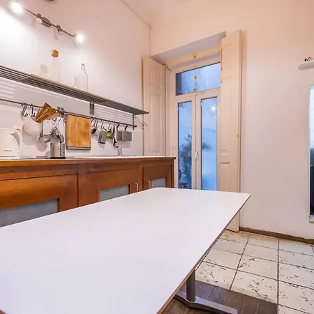 3bdr Mouraria By Lovelystay * Lisbon